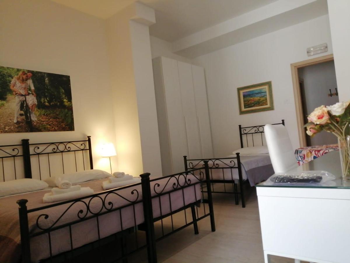 Dimora Santa Barbara Hotel Ferrara Eksteriør billede