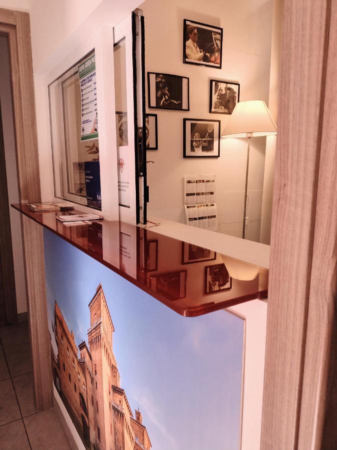 Dimora Santa Barbara Hotel Ferrara Eksteriør billede